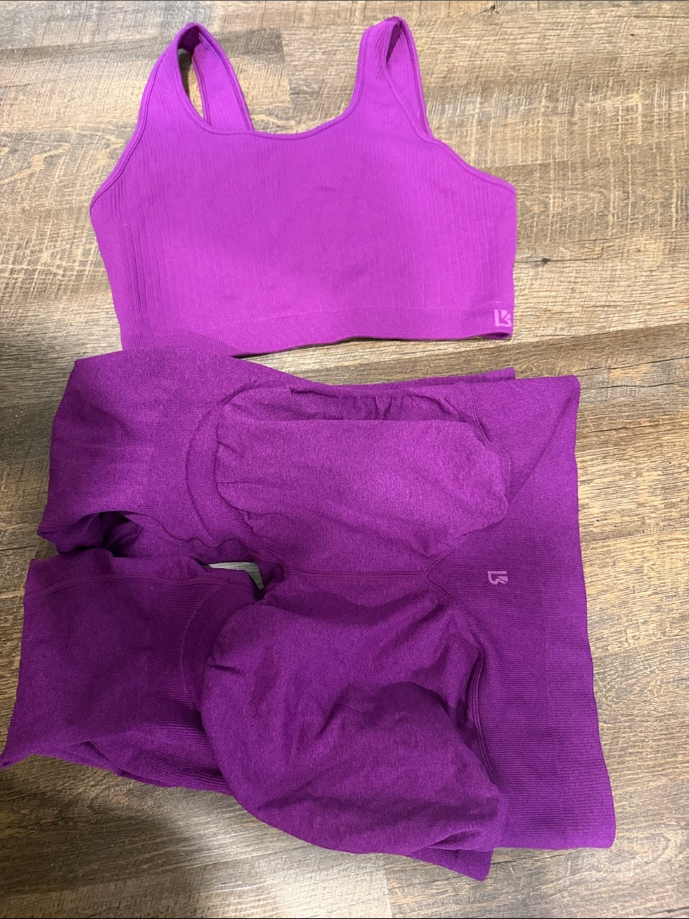 BuffBunny Seamless Purple Sports Top XXL and Leggings XL